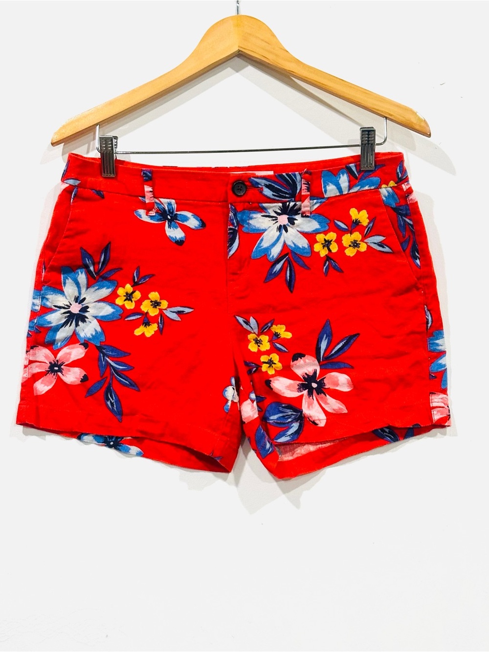 Old Navy Red Floral Cotton Blend Bermuda Shorts